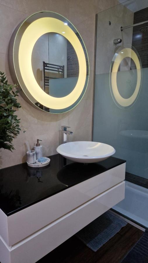 Ferienwohnung Atico De Lujo Con Jacuzzi Climatizado En Terraza Elche Exterior foto